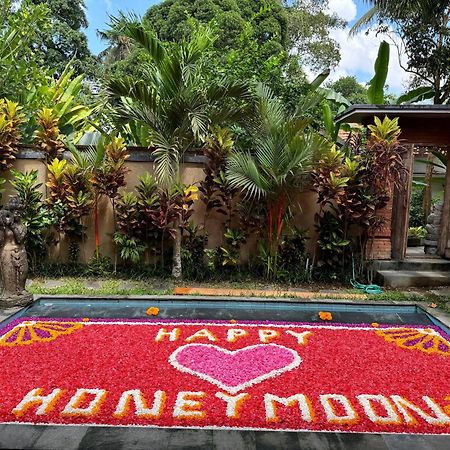 Ubud Suarga Private Pool Villa Exterior foto